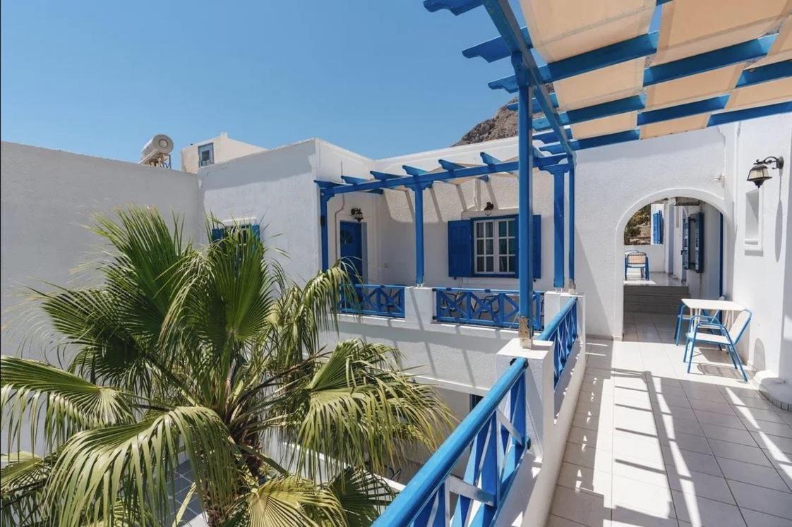 Spiridoula Villa - Santorini Seaside Retreats Perissa  Bagian luar foto